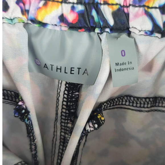 Athleta Water Color Splash Athletic Hiking Running Women's Shorts SZ 0 - Picture 7 of 8